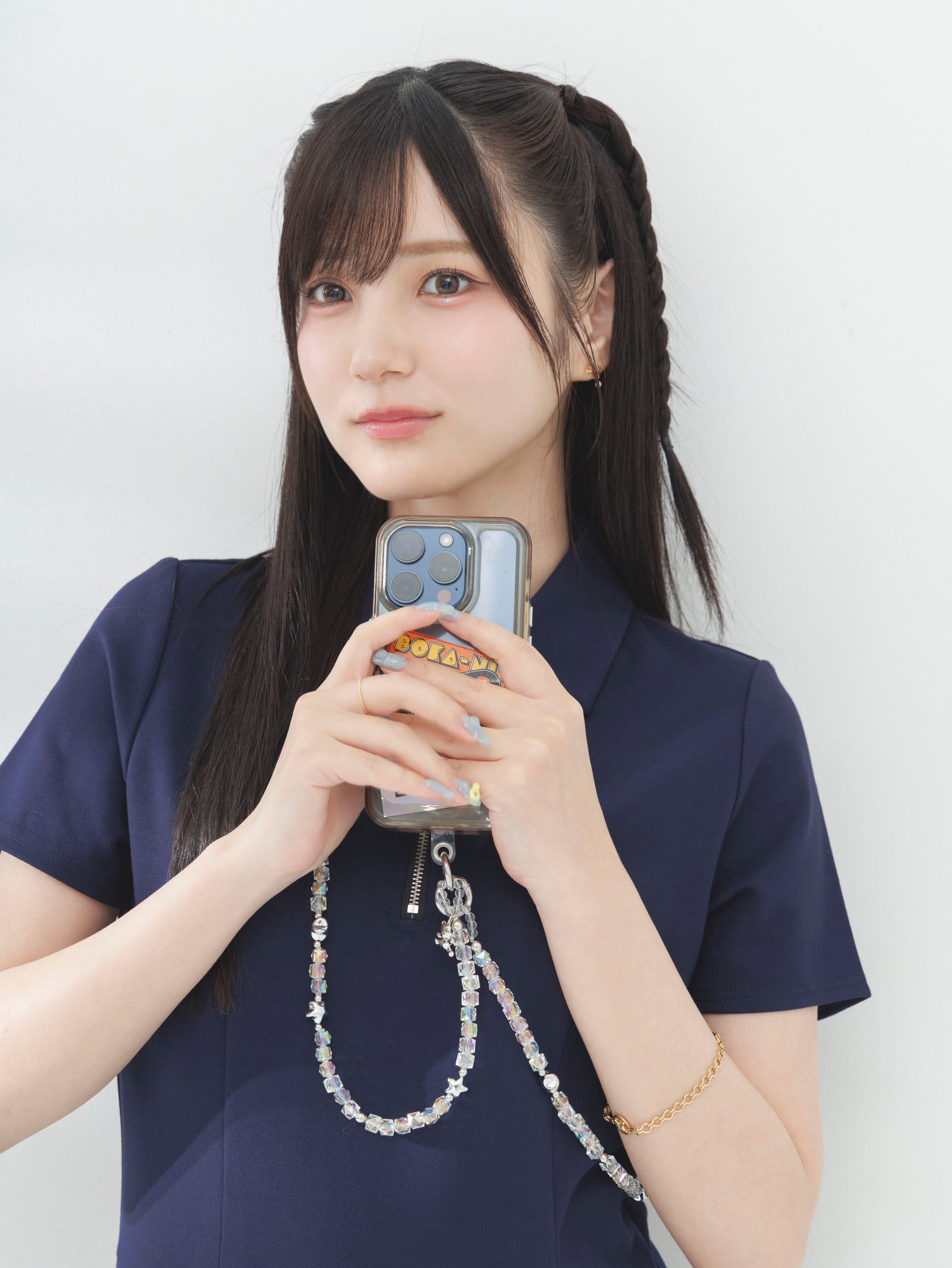 ボカニー ネイビー切り替えロゴパーカーかすちゃん ボカニー ネイビー切り替えロゴパーカーかすちゃん - メルカリ